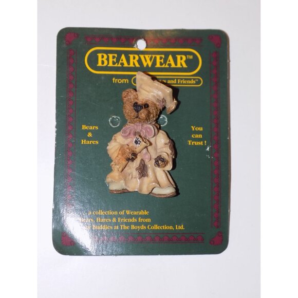 Bearwear Jewelry - Boyds Bears Bearwear Brooch Lapel Pin 1995 Bailey...The Graduate Vintage - 26109
